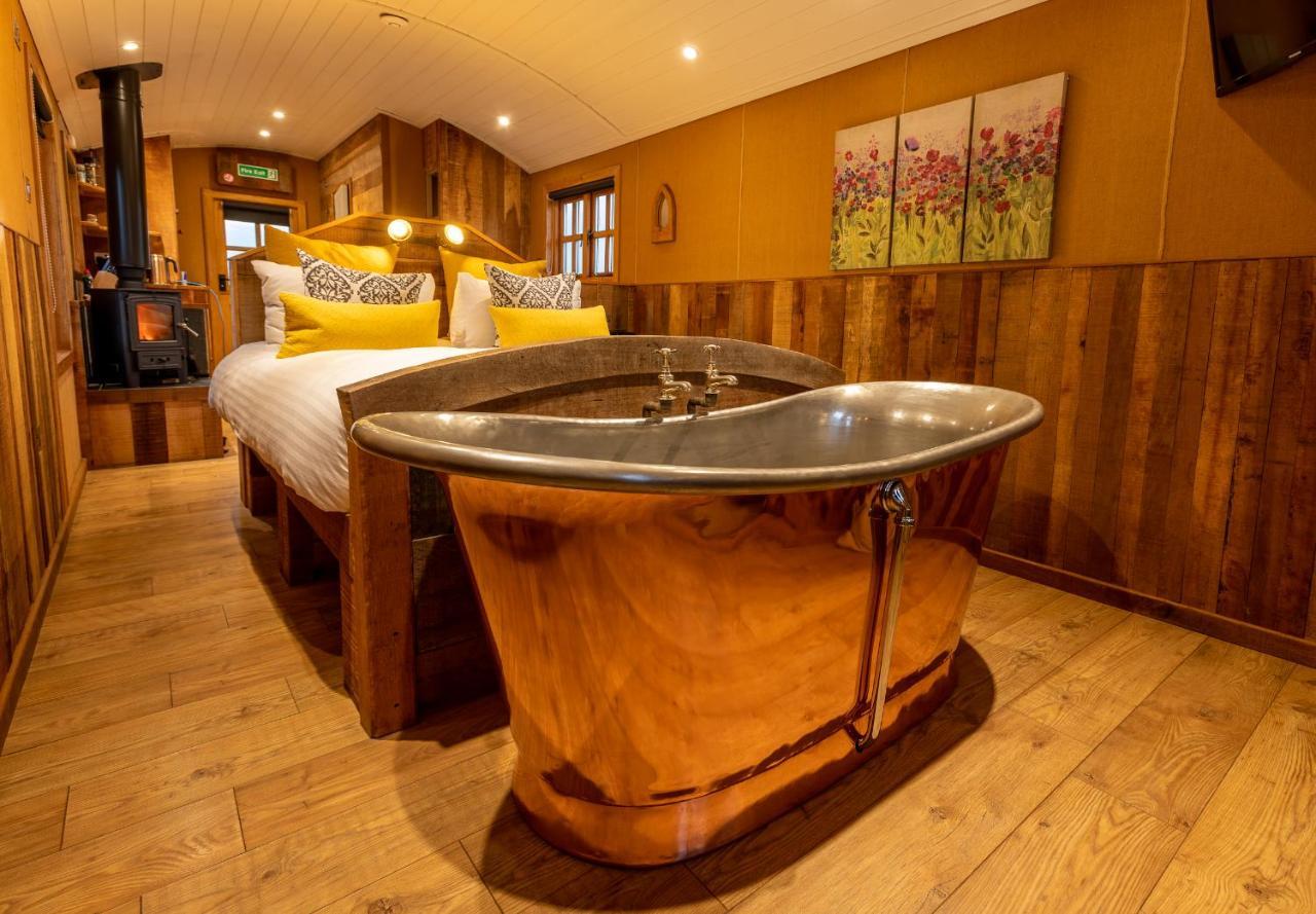 Ashwood Shepherd Hut -Ockeridge Rural Retreats Leilighet Worcester Eksteriør bilde